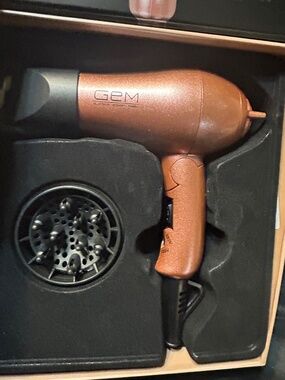 GEM. hair dryer